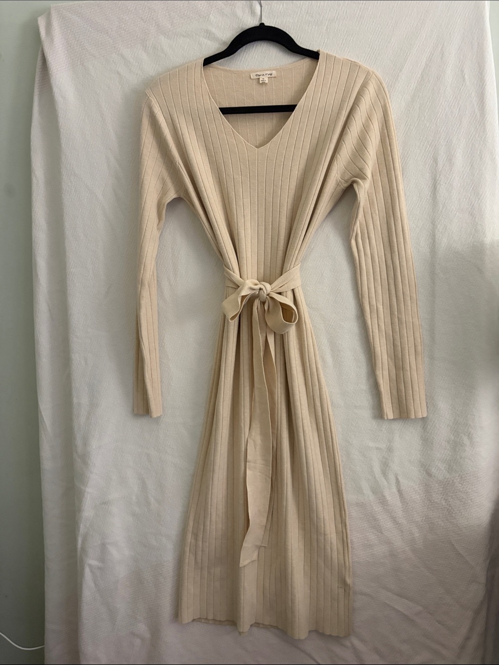 tea n rose Cable-Ribbed Cream Knit Dress with Waist Tie